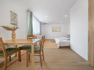 Prodej ubytování, Valtice, 21. dubna, 111 m2