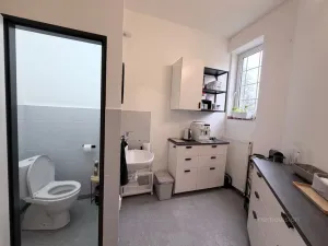 Pronájem kanceláře, Brno - Řečkovice, Vážného, 71 m2