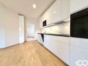 Pronájem bytu 3+kk, Praha, Granátová, 73 m2