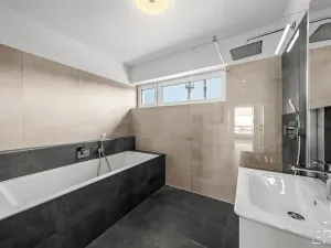 Pronájem rodinného domu, Praha - Vinoř, Lipoltická, 114 m2