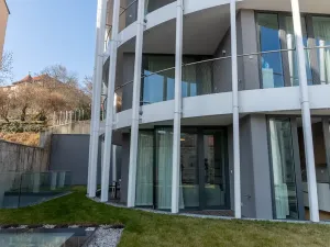 Pronájem bytu 2+kk, Praha, Holečkova, 71 m2