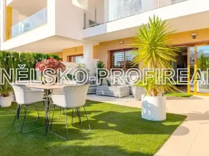 Prodej bytu 3+kk, Alicante, Španělsko, 69 m2