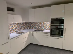 Prodej bytu 3+kk, Praha - Hostivař, Hornoměcholupská, 69 m2