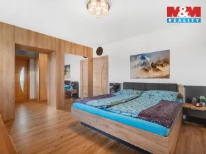 Prodej rodinného domu, Veleň - Mírovice, U Skalky, 229 m2