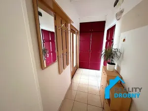 Prodej bytu 3+1, Děčín, U Tvrze, 65 m2