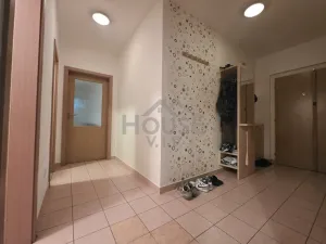 Pronájem bytu 2+kk, Praha - Horní Měcholupy, Boloňská, 65 m2