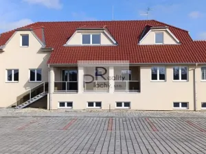 Prodej bytu 2+kk, Hevlín, 56 m2