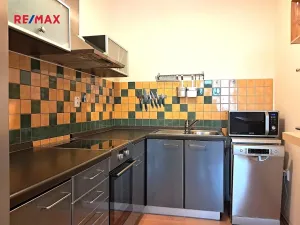 Pronájem bytu 2+kk, Praha - Hlubočepy, Voskovcova, 55 m2