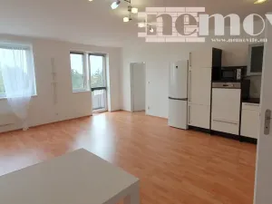 Prodej bytu 2+kk, Jesenice, Na Okruhu, 62 m2