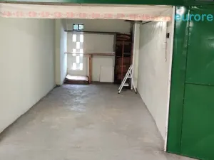 Pronájem garáže, Kladno - Kročehlavy, Bellevue, 16 m2