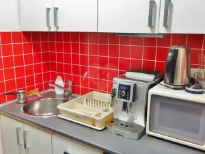 Pronájem kanceláře, Praha - Holešovice, Komunardů, 100 m2