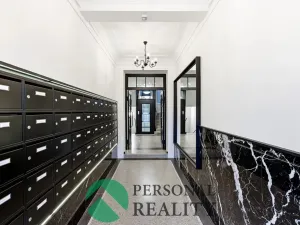 Prodej bytu 2+kk, Praha, Jeseniova, 64 m2