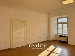 Pronájem bytu 2+1, Moravské Budějovice, nám. ČSA, 70 m2