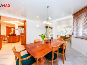 Prodej kanceláře, Praha, U zahrádek, 433 m2