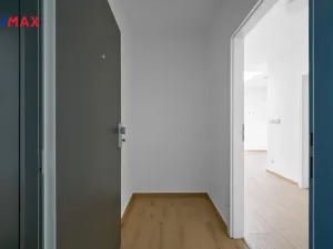 Pronájem bytu 1+kk, Hradec Králové - Pražské Předměstí, Blažíčkovo náměstí, 19 m2