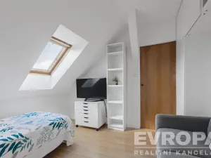 Prodej rodinného domu, Stará Huť, Družstevní, 142 m2