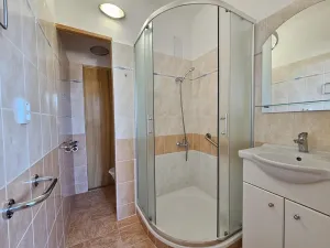 Pronájem bytu 2+1, Liberec, Na Pískovně, 58 m2