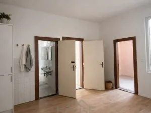 Prodej činžovního domu, Hradec Králové, Kydlinovská, 800 m2