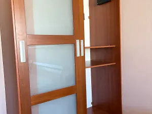 Pronájem bytu 2+kk, Praha - Hlubočepy, Voskovcova, 45 m2