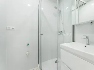 Prodej bytu 3+1, Praha - Malešice, Káranská, 76 m2