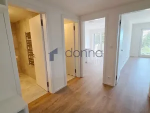 Pronájem bytu 2+kk, Praha, Hábova, 56 m2