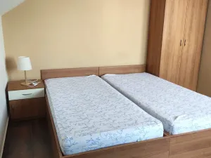 Pronájem bytu 1+kk, Uherské Hradiště, Velehradská třída, 25 m2