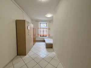 Pronájem bytu 2+kk, Praha - Smíchov, U Santošky, 50 m2