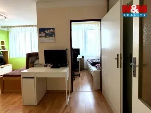 Prodej bytu 2+kk, Praha - Stodůlky, Běhounkova, 36 m2