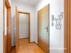 Pronájem bytu 2+kk, Klecany, V Honech, 47 m2