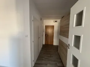 Pronájem bytu 2+kk, Kladno - Kročehlavy, Benešovská, 40 m2