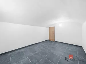 Pronájem - jiné, Plzeň - Jižní Předměstí, Husova, 110 m2