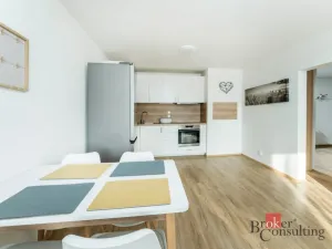 Pronájem bytu 3+kk, Praha - Troja, Pomořanská, 72 m2