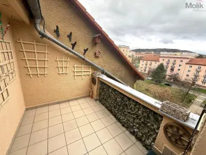 Pronájem bytu 2+1, Most, tř. Budovatelů, 57 m2