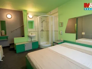 Prodej rodinného domu, České Velenice, Komenského, 650 m2