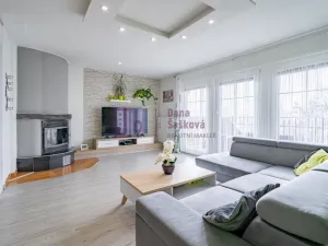 Prodej rodinného domu, Dačice - Bílkov, 313 m2