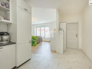 Prodej bytu 2+kk, Praha - Michle, Sedlčanská, 51 m2