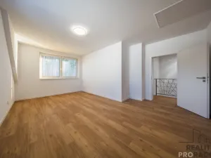 Prodej rodinného domu, Vracov, Lesní, 225 m2