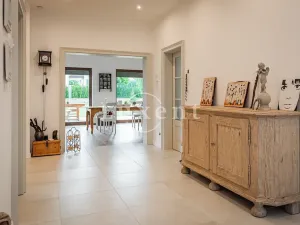 Prodej rodinného domu, Trnová, 229 m2