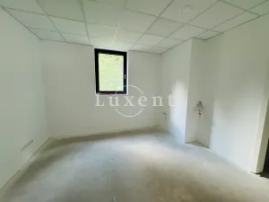 Pronájem obchodního prostoru, Harrachov, 108 m2