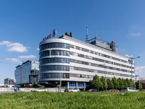 Pronájem kanceláře, Praha - Karlín, Ke Štvanici, 570 m2