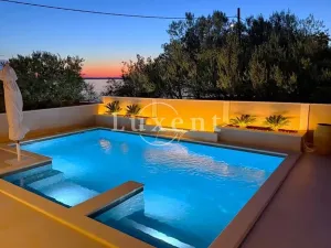 Prodej vily, Zadar, Chorvatsko, Krešimirova obala, 246 m2