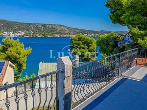 Prodej vícegeneračního domu, Rogoznica, Chorvatsko, 350 m2