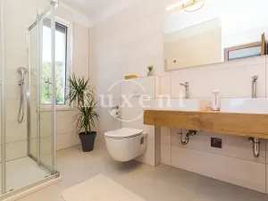 Prodej vily, Trogir, Chorvatsko, 325 m2