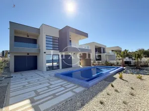 Prodej vily, Zadar, Chorvatsko, 314 m2