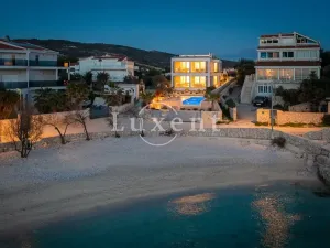 Prodej vily, Rogoznica, Chorvatsko, 675 m2