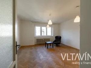 Pronájem bytu 2+1, Praha - Holešovice, Jankovcova, 68 m2