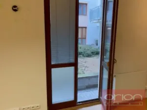 Pronájem bytu 1+kk, Praha - Žižkov, Husitská, 48 m2