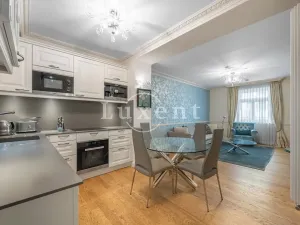 Prodej bytu 3+kk, Karlovy Vary, Vřídelní, 105 m2