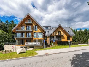 Prodej obchodního prostoru, Harrachov, 108 m2