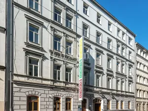 Pronájem kanceláře, Praha - Nové Město, Krakovská, 300 m2